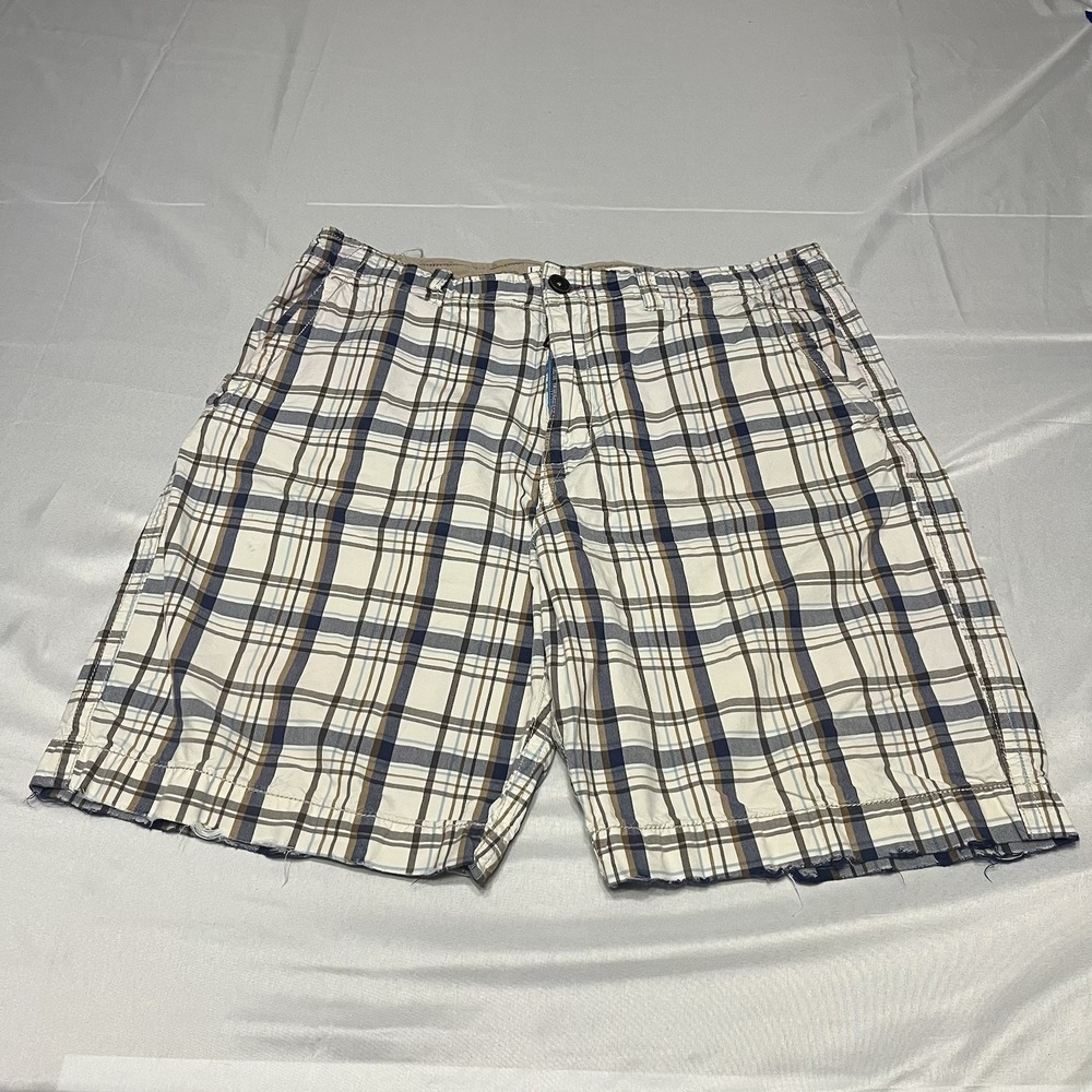 American Eagle Shorts Mens 36 Plaid  Baggy Skater Distressed Y2K